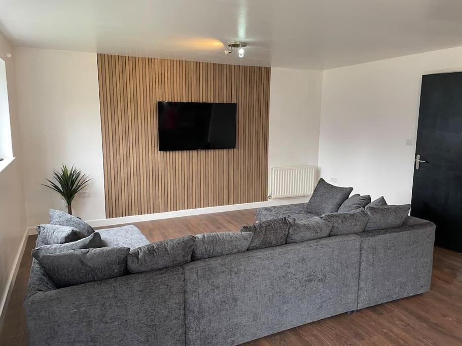Stunning Central Apartment With Free Parking Шефилд Экстерьер фото